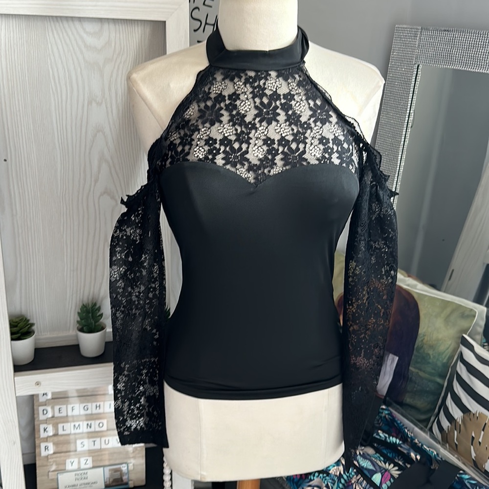Shein// sexy blouse size small - Picture 6 of 9
